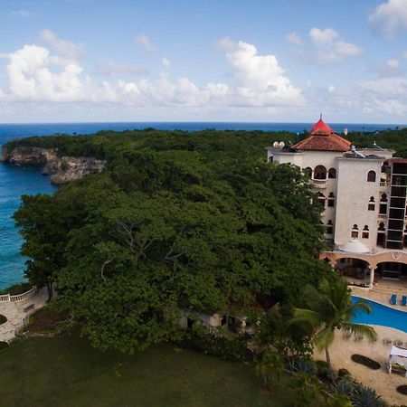 The Palace At Playa Grande Rio San Juan Exterior photo